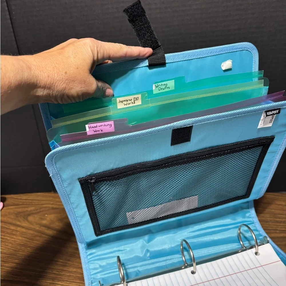 Staples ring binder